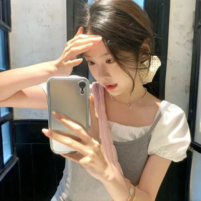 白面包车里的人